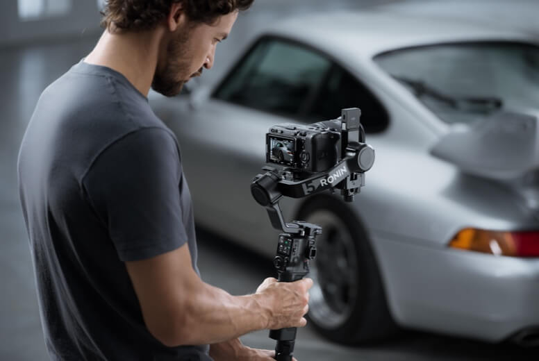 ハンドヘルド製品を購入 - DJIストア (日本)