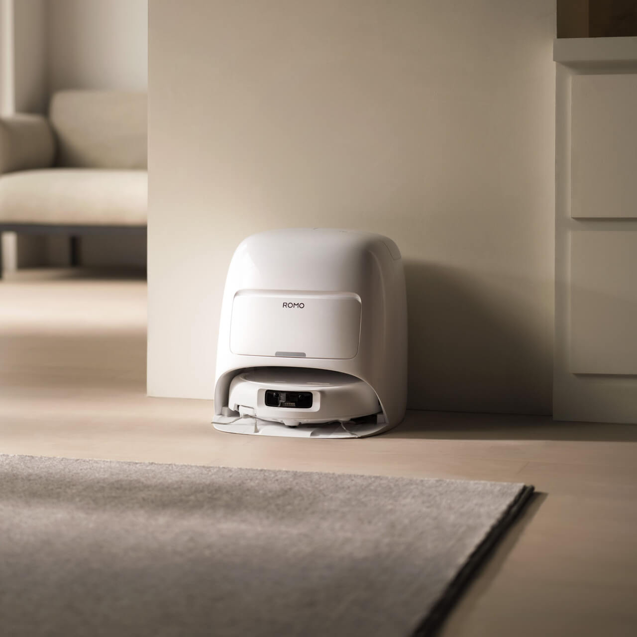 DJI ROMOを購入 – DJI初のフラッグシップロボット掃除機 – DJIストア