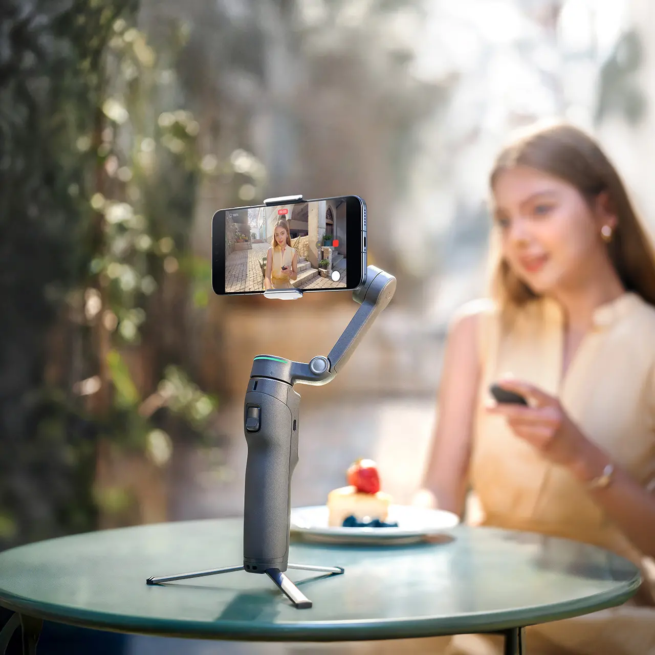 DJI Osmo Mobile 8P – gimbal do smartfona z pilotem FrameTap