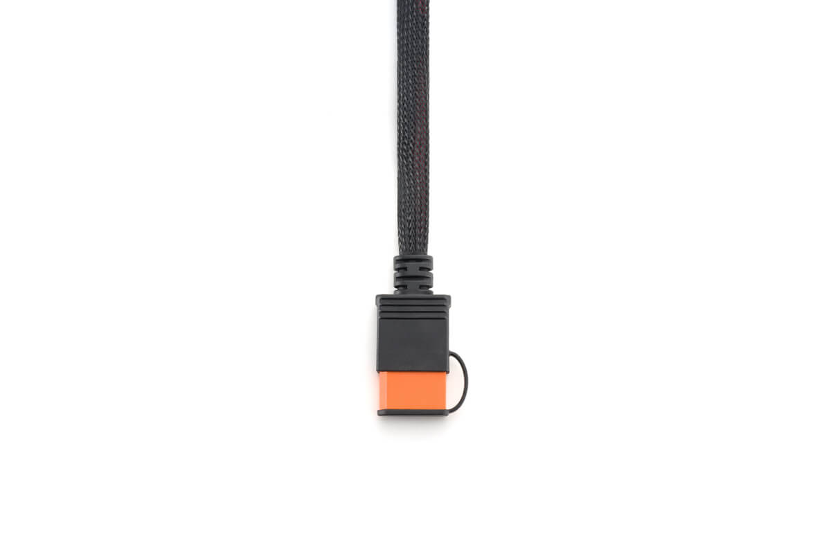DJI Power 車内バッテリー充電ケーブル購入 - DJI Store